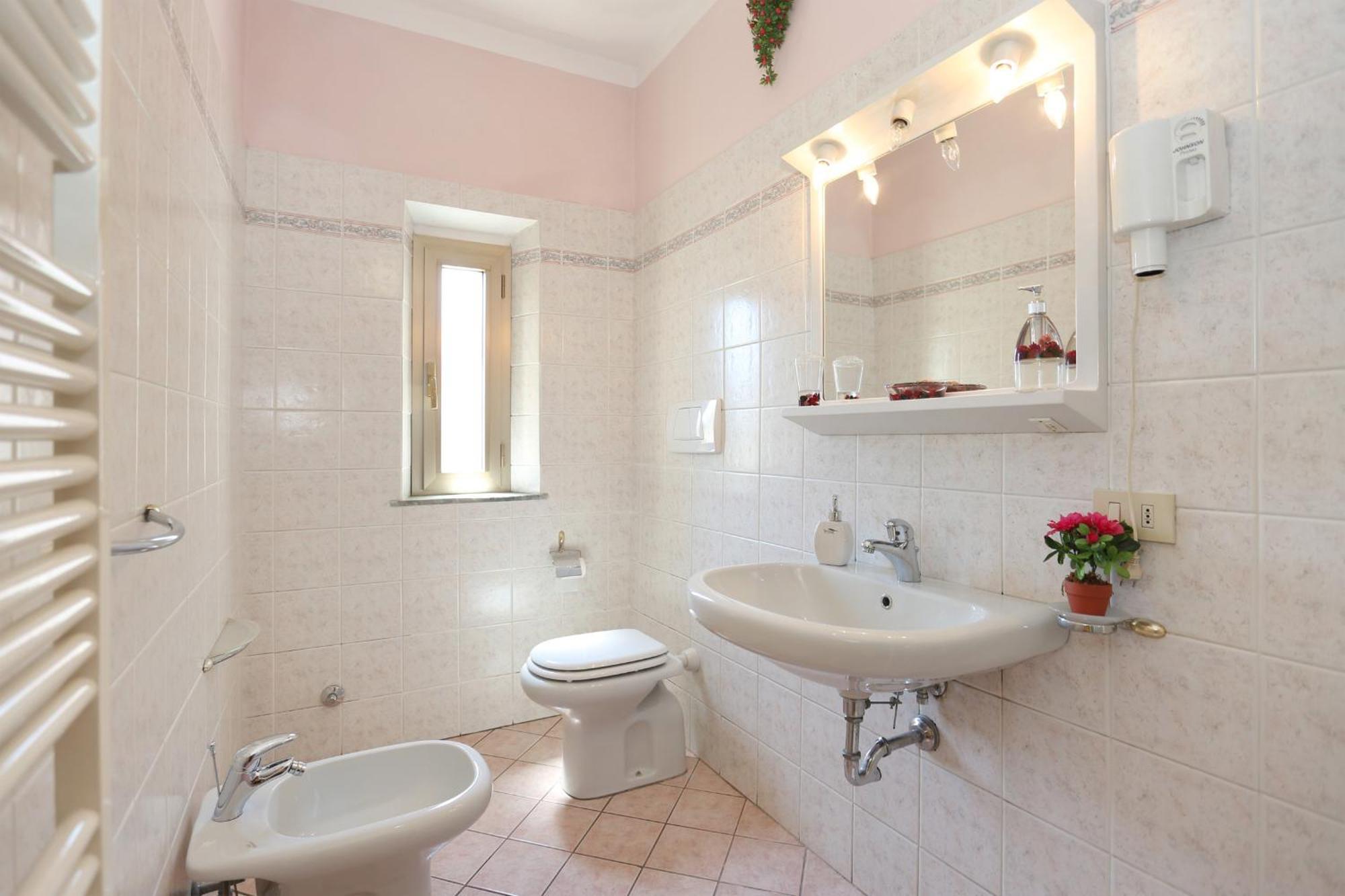 La Rosa Guest house Lucca